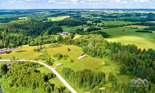 Altes Bauernhaus im Einzigartigen Nationalpark Samogitien