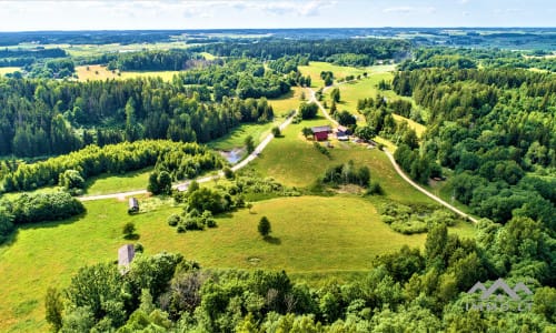 Altes Bauernhaus im Einzigartigen Nationalpark Samogitien